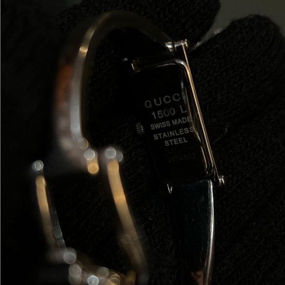 GUCCI Bangle Watch ⌚️ Size is POSTED- check pictures! - Picture 4 of 7